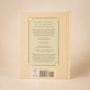 Moon Bath: Bathing Rituals and Recipes for Relaxation and Vitality